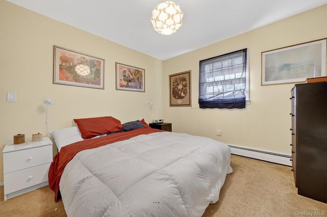 38 E Mayer Drive, Suffern, NY 10901