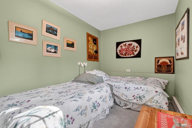 38 E Mayer Drive, Suffern, NY 10901