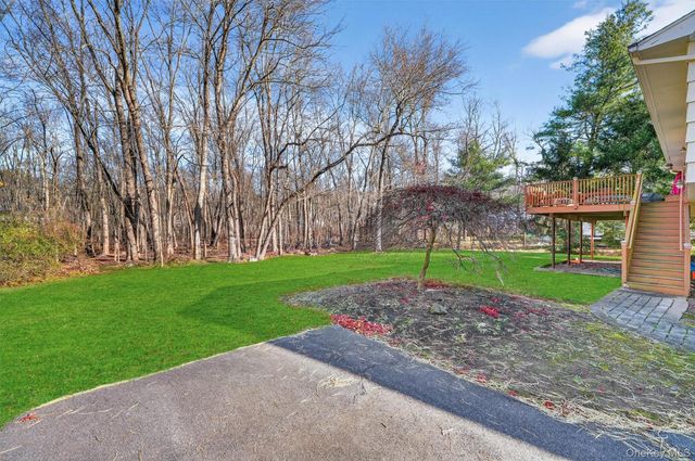 38 E Mayer Drive, Suffern, NY 10901