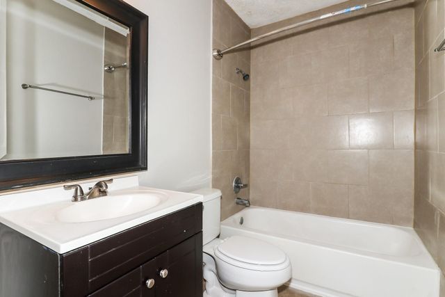 515 Land Grant Drive, Richmond, TX 77406