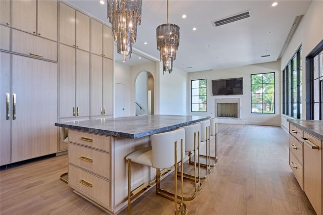 1734 Hollister Street, Houston, TX 77055