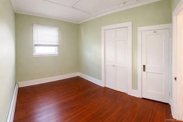 31 Oakland Avenue, Port Jefferson Station, NY 11776