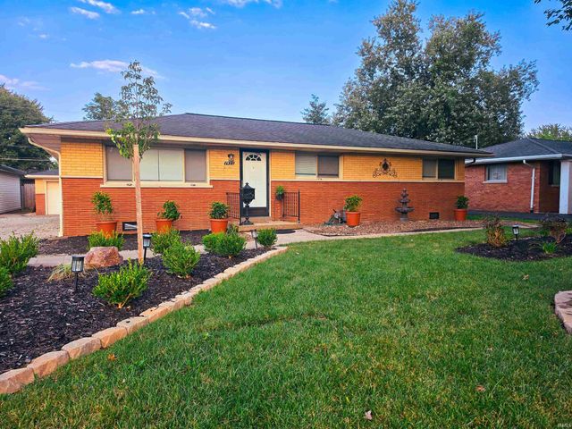 1922 S Lombard Avenue, Evansville, IN 47714