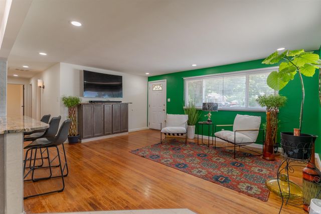 1922 S Lombard Avenue, Evansville, IN 47714