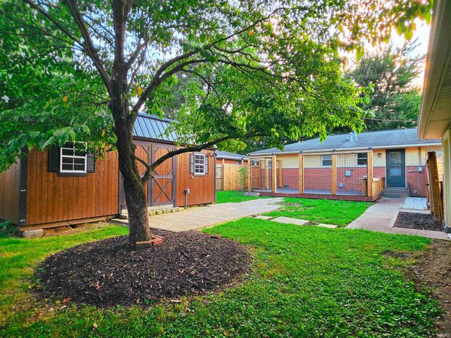 1922 S Lombard Avenue, Evansville, IN 47714