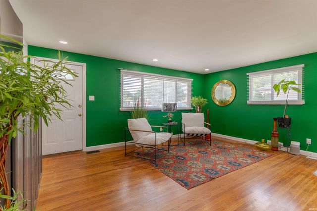 1922 S Lombard Avenue, Evansville, IN 47714