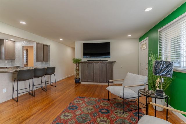 1922 S Lombard Avenue, Evansville, IN 47714