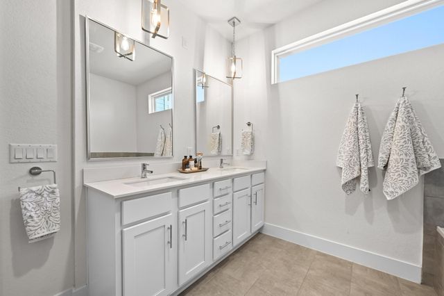 8922 Menchaca RD 303, Austin, TX 78748