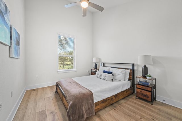 8922 Menchaca RD 303, Austin, TX 78748