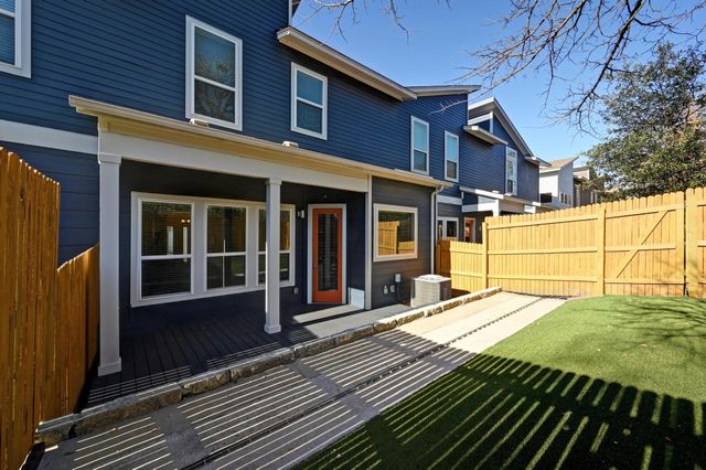 8922 Menchaca RD 303, Austin, TX 78748