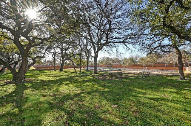 8922 Menchaca RD 303, Austin, TX 78748