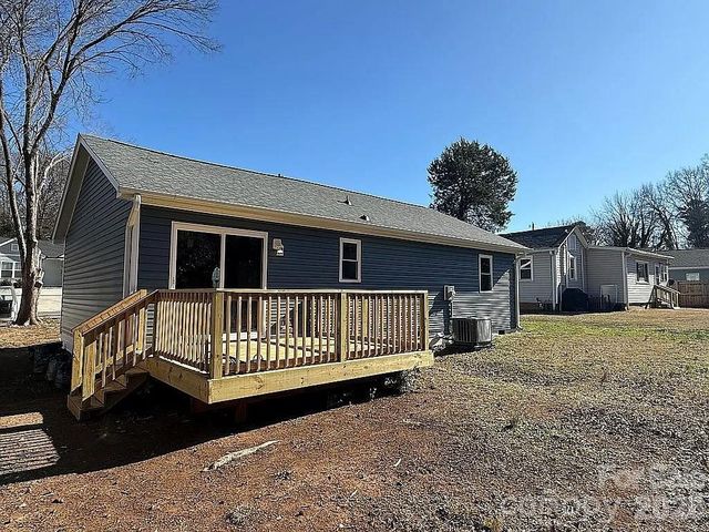 624 Northway Drive, Charlotte, NC 28208