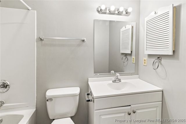 1190 Wrenwood Court, Fayetteville, NC 28303