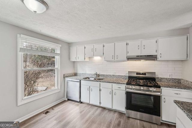 3531 Tewksbury Drive, Snellville, GA 30039