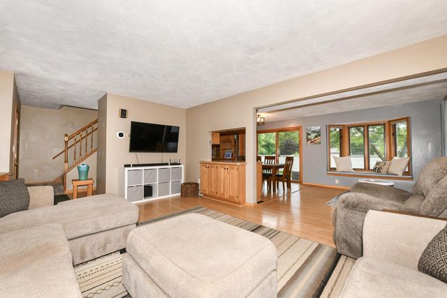 664 Austin ROAD, Burlington, WI 53105