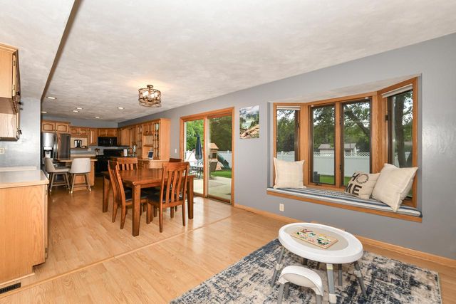 664 Austin ROAD, Burlington, WI 53105
