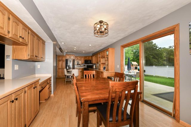 664 Austin ROAD, Burlington, WI 53105