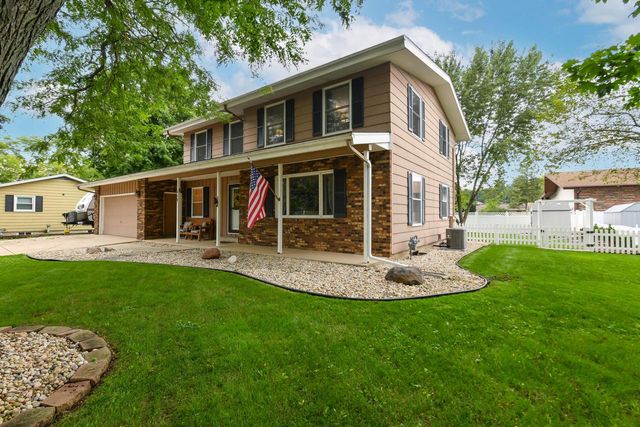 664 Austin ROAD, Burlington, WI 53105