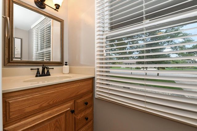 664 Austin ROAD, Burlington, WI 53105