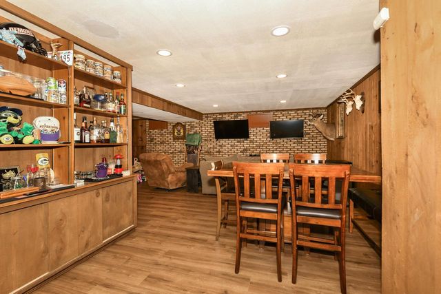 664 Austin ROAD, Burlington, WI 53105