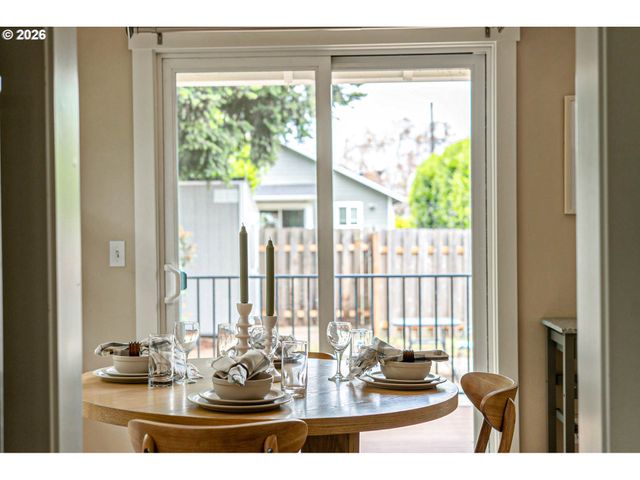 5811 N PRINCETON St, Portland, OR 97203
