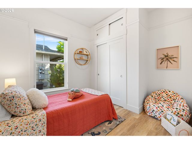 5811 N PRINCETON St, Portland, OR 97203