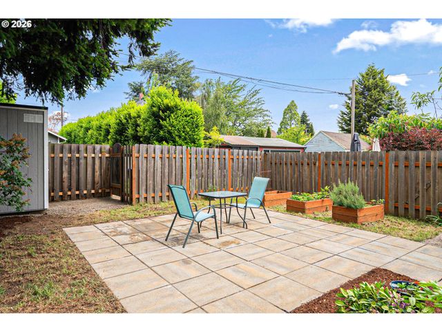 5811 N PRINCETON St, Portland, OR 97203