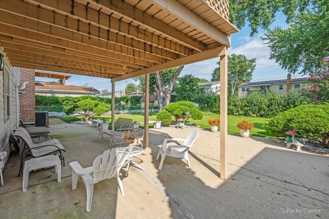 1814 W Catalpa Lane, Mount Prospect, IL 60056