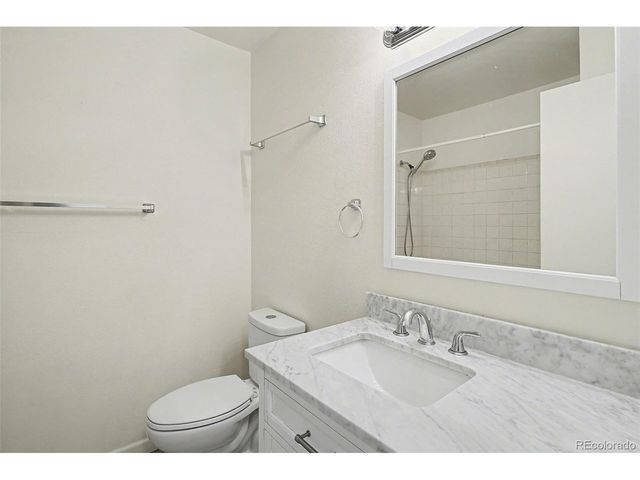 17681 E Loyola Dr E, Aurora, CO 80013