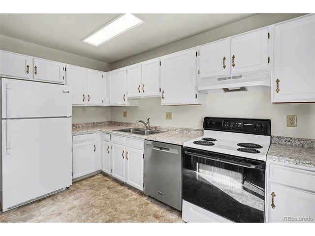 17681 E Loyola Dr E, Aurora, CO 80013
