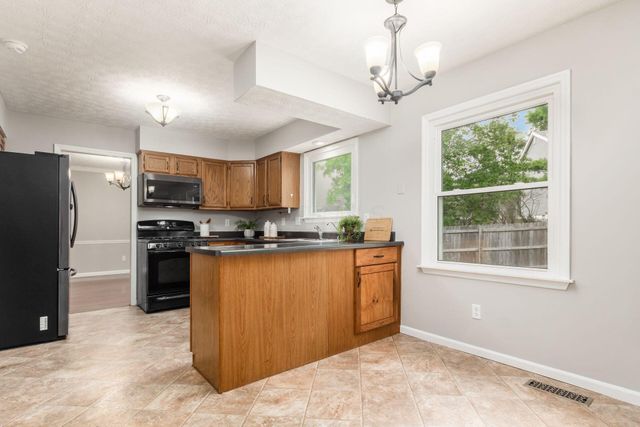 158 Windrow Court, Columbus, OH 43230