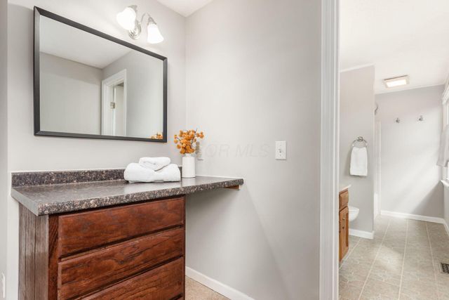 158 Windrow Court, Columbus, OH 43230