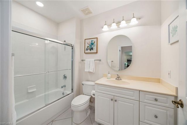 410 Bayfront PL 2502, Naples, FL 34102