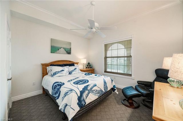 410 Bayfront PL 2502, Naples, FL 34102