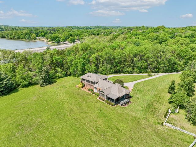 2836 Academy Rd, Lebanon, TN 37087