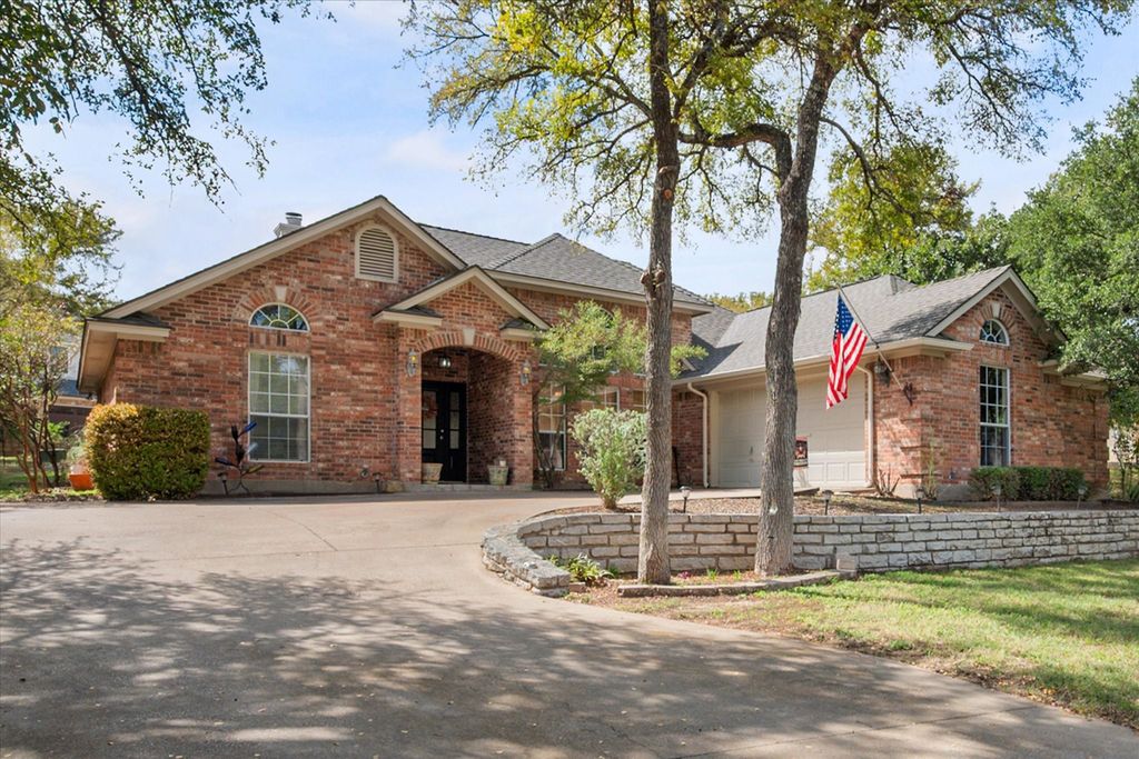 6511 Westover Drive, Granbury, TX 76049 — exterior