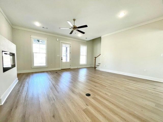 66 May Apple Ave., Hattiesburg, MS 39402