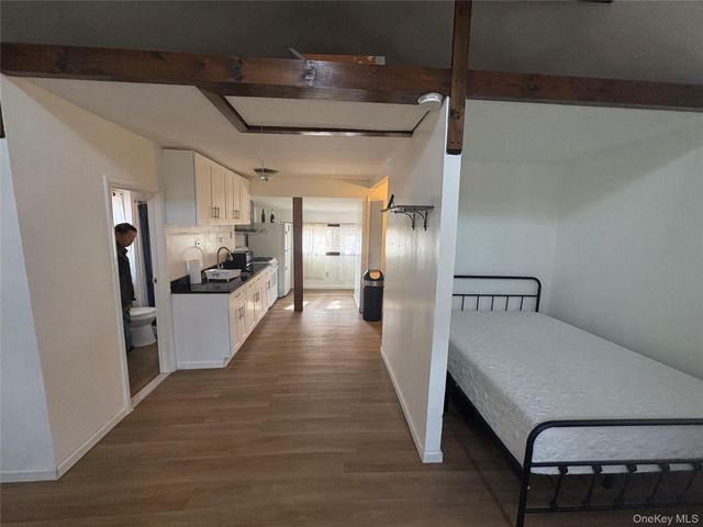 1 Royal Acres Drive 5, Middletown, NY 10940