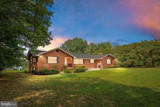 45 BOWLING FARM LN, Fredericksburg, VA 22406