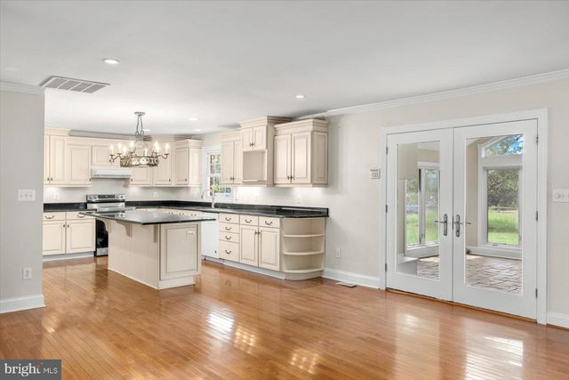 45 BOWLING FARM LN, Fredericksburg, VA 22406