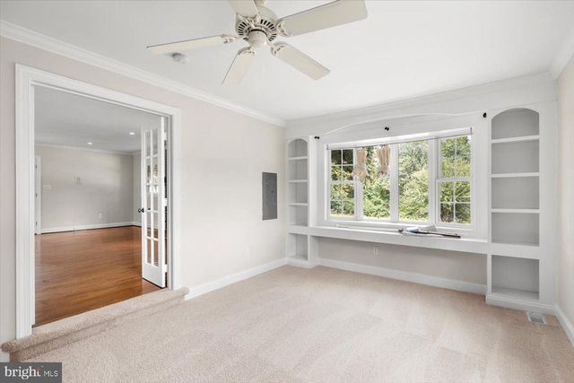 45 BOWLING FARM LN, Fredericksburg, VA 22406