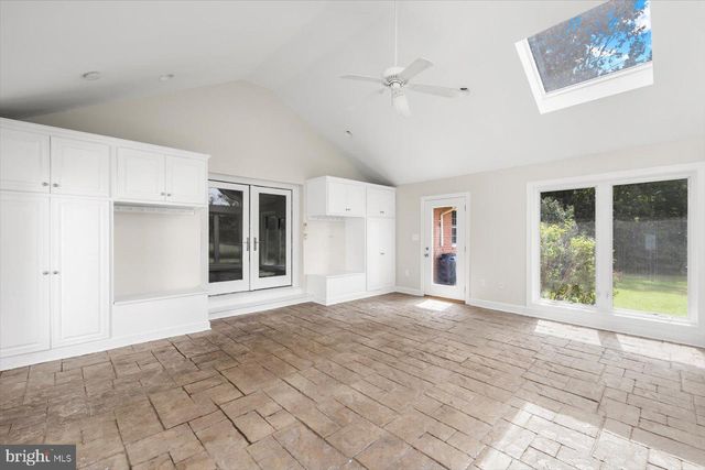 45 BOWLING FARM LN, Fredericksburg, VA 22406