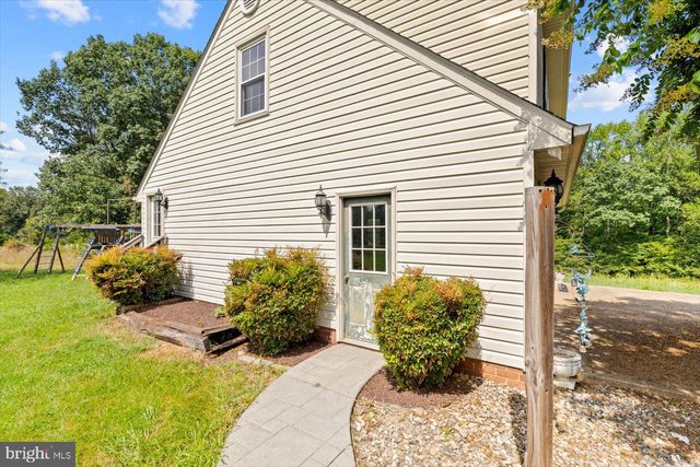 45 BOWLING FARM LN, Fredericksburg, VA 22406
