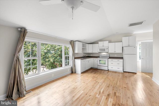45 BOWLING FARM LN, Fredericksburg, VA 22406