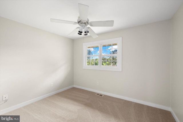 45 BOWLING FARM LN, Fredericksburg, VA 22406