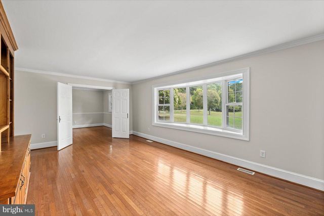 45 BOWLING FARM LN, Fredericksburg, VA 22406