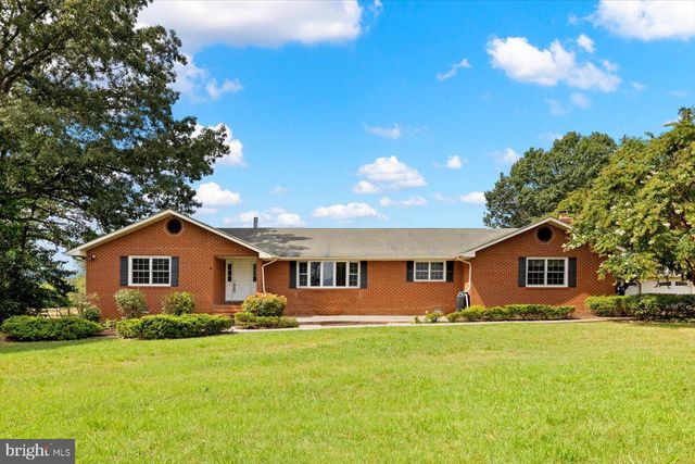 45 BOWLING FARM LN, Fredericksburg, VA 22406