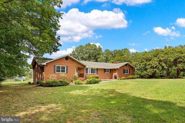 45 BOWLING FARM LN, Fredericksburg, VA 22406