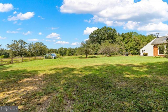 45 BOWLING FARM LN, Fredericksburg, VA 22406