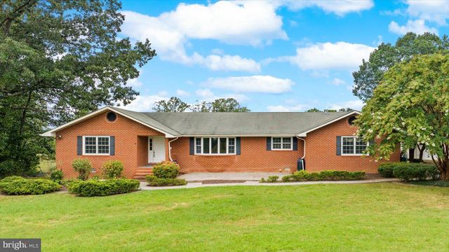 45 BOWLING FARM LN, Fredericksburg, VA 22406